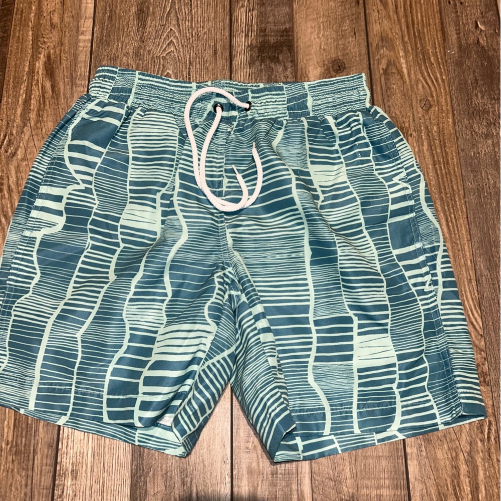 Men’s Vestige Swim Medium EUC